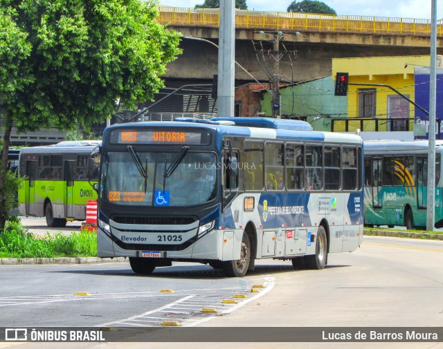 SM Transportes 21025 na cidade de Belo Horizonte, Minas Gerais, Brasil, por Lucas de Barros Moura. Número da foto: #12556510.