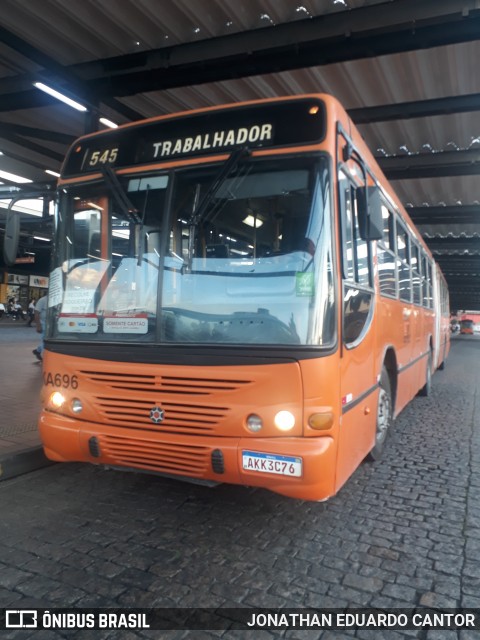 Viação Tamandaré KA696 na cidade de Curitiba, Paraná, Brasil, por JONATHAN EDUARDO CANTOR. Número da foto: #12555971.