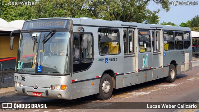 Expresso Azul 17L38 na cidade de Curitiba, Paraná, Brasil, por Lucas Weber Calizario. Número da foto: #12558760.