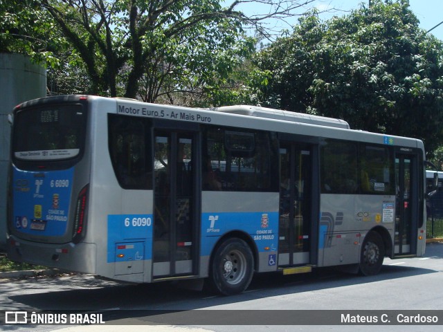 Transwolff Transportes e Turismo 6 6090 na cidade de São Paulo, São Paulo, Brasil, por Mateus C.  Cardoso. Número da foto: #12557704.