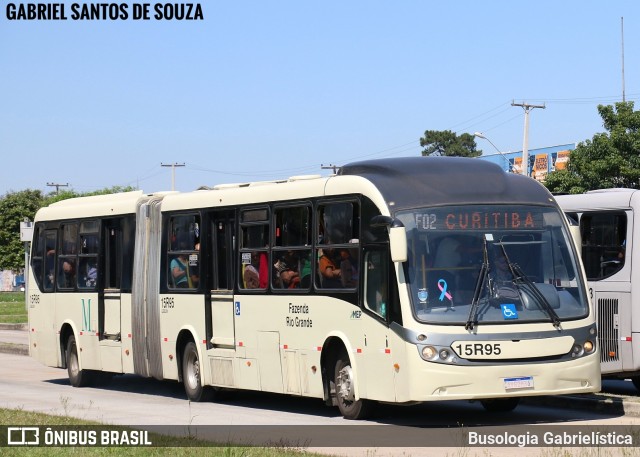 Leblon Transporte de Passageiros 15R95 na cidade de Curitiba, Paraná, Brasil, por Busologia Gabrielística. Número da foto: #12561307.