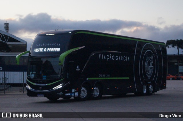 Viação Garcia 90011 na cidade de Curitiba, Paraná, Brasil, por Diogo Viec. Número da foto: #12562842.