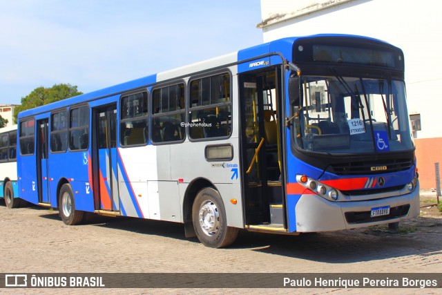 Viação Sul Fluminense 1216 na cidade de Volta Redonda, Rio de Janeiro, Brasil, por Paulo Henrique Pereira Borges. Número da foto: #12563458.