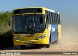 Viação Sudeste 128 na cidade de Marataízes, Espírito Santo, Brasil, por Guilherme Neves. Número da foto: #12563959.