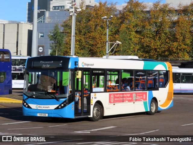 Stagecoach 37497 na cidade de Glasgow, Strathclyde, Escócia, por Fábio Takahashi Tanniguchi. Número da foto: #12565711.