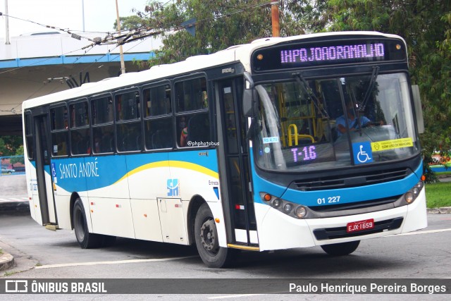 Viação Curuçá 01 227 na cidade de Santo André, São Paulo, Brasil, por Paulo Henrique Pereira Borges. Número da foto: #12565849.