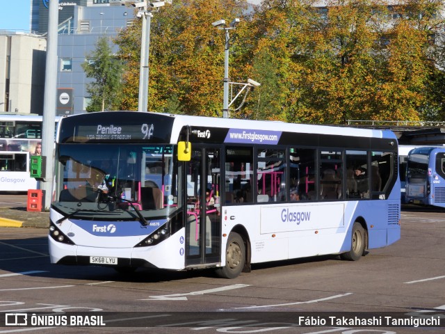 First Glasgow 44676 na cidade de Glasgow, Strathclyde, Escócia, por Fábio Takahashi Tanniguchi. Número da foto: #12565710.