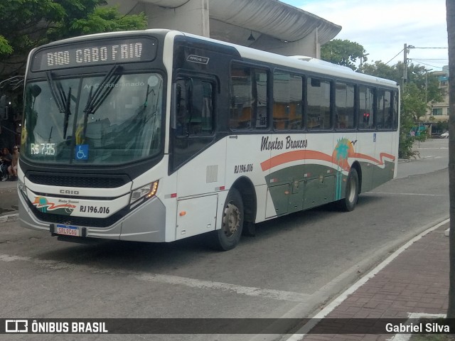 Viação Montes Brancos RJ 196.016 na cidade de Cabo Frio, Rio de Janeiro, Brasil, por Gabriel Silva. Número da foto: #12567583.