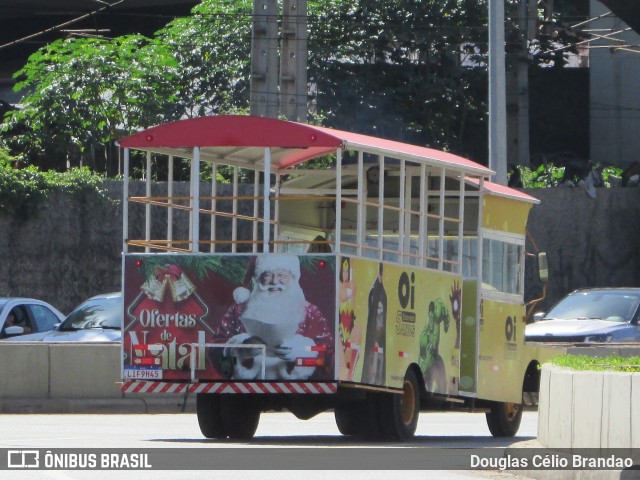 Shopping Oiapoque Eldorado 9H45 na cidade de Belo Horizonte, Minas Gerais, Brasil, por Douglas Célio Brandao. Número da foto: #12569132.