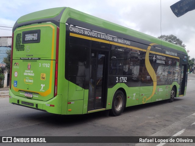 Viação Metrópole Paulista - Zona Leste 3 1792 na cidade de São Paulo, São Paulo, Brasil, por Rafael Lopes de Oliveira. Número da foto: #12572799.