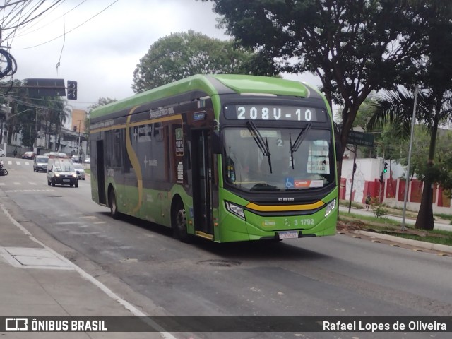 Viação Metrópole Paulista - Zona Leste 3 1792 na cidade de São Paulo, São Paulo, Brasil, por Rafael Lopes de Oliveira. Número da foto: #12570425.