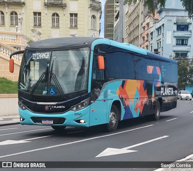 Planeta Transportes Rodoviários 2241 na cidade de Vitória, Espírito Santo, Brasil, por Sergio Corrêa. Número da foto: #12572313.