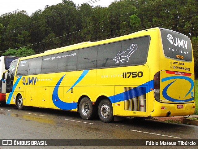 JMV Turismo 11750 na cidade de Três Corações, Minas Gerais, Brasil, por Fábio Mateus Tibúrcio. Número da foto: #12531407.