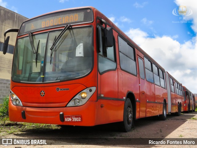 Sucata e Desmanches GR029 na cidade de São José dos Pinhais, Paraná, Brasil, por Ricardo Fontes Moro. Número da foto: #12531391.