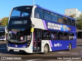 First Glasgow 33392 na cidade de Glasgow, Strathclyde, Escócia, por Fábio Takahashi Tanniguchi. Número da foto: #12529832.