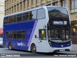 First Glasgow 34394 na cidade de Glasgow, Strathclyde, Escócia, por Fábio Takahashi Tanniguchi. Número da foto: #12529824.