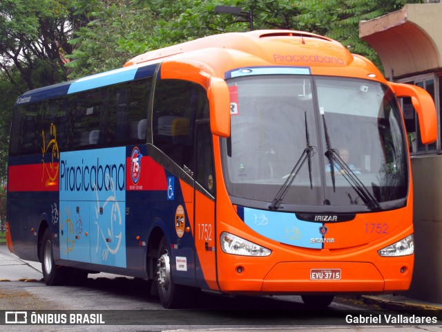 Viação Piracicabana 1752 na cidade de São Paulo, São Paulo, Brasil, por Gabriel Valladares. Número da foto: #12574150.