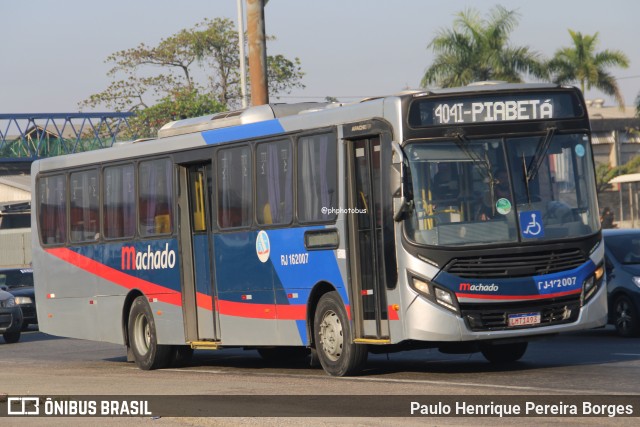 Transportes Machado RJ 162.007 na cidade de Duque de Caxias, Rio de Janeiro, Brasil, por Paulo Henrique Pereira Borges. Número da foto: #12573664.