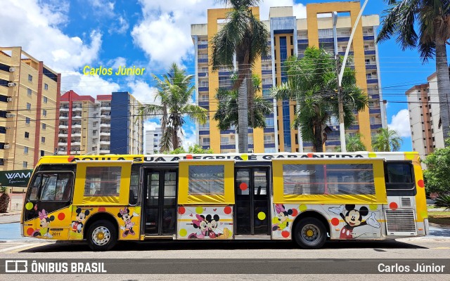 Ônibus Particulares TREM DA ALEGRIA na cidade de Caldas Novas, Goiás, Brasil, por Carlos Júnior. Número da foto: #12576388.