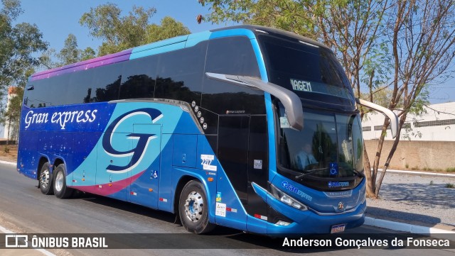Gran Express 2217 na cidade de Cuiabá, Mato Grosso, Brasil, por Anderson Gonçalves da Fonseca. Número da foto: #12578619.