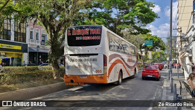 C. Marque Tur 005 na cidade de Petrópolis, Rio de Janeiro, Brasil, por Zé Ricardo Reis. Número da foto: #12577720.