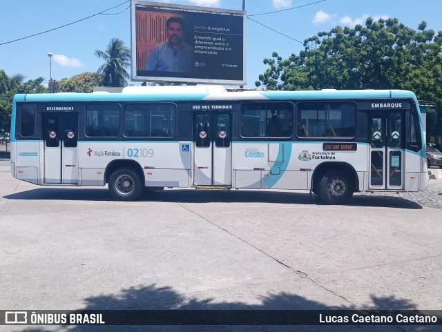 Viação Fortaleza 02109 na cidade de Fortaleza, Ceará, Brasil, por Lucas Caetano. Número da foto: #12576438.