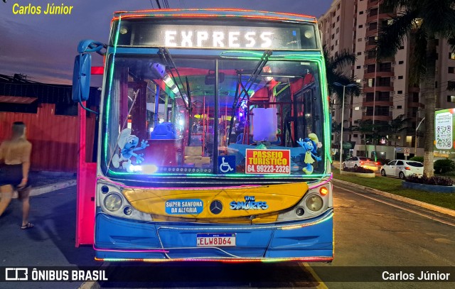 Ônibus Particulares 8D64 na cidade de Caldas Novas, Goiás, Brasil, por Carlos Júnior. Número da foto: #12576428.