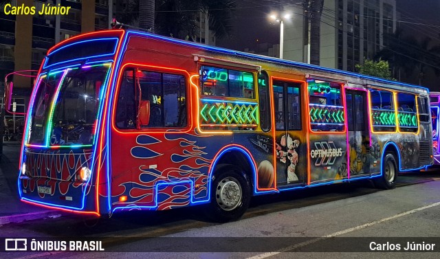 Ônibus Particulares TREM DA ALEGRIA na cidade de Caldas Novas, Goiás, Brasil, por Carlos Júnior. Número da foto: #12576409.