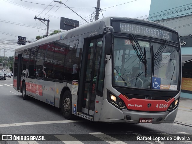 Express Transportes Urbanos Ltda 4 8844 na cidade de São Paulo, São Paulo, Brasil, por Rafael Lopes de Oliveira. Número da foto: #12576558.