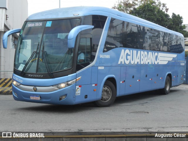 Viação Águia Branca RJ 193.020 na cidade de Rio de Janeiro, Rio de Janeiro, Brasil, por Augusto César. Número da foto: #12581069.
