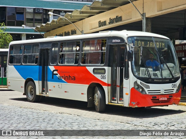Expresso Farinha 085 na cidade de Bom Jardim, Rio de Janeiro, Brasil, por Diego Félix de Araujo. Número da foto: #12585060.