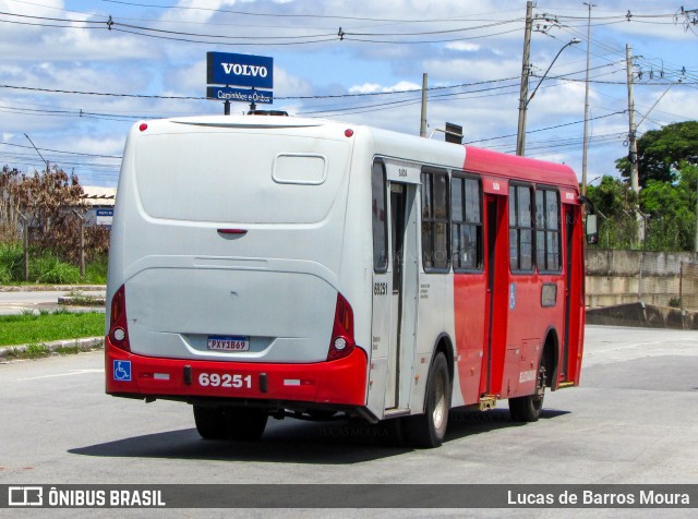 Viação Santa Edwiges 69251 na cidade de Betim, Minas Gerais, Brasil, por Lucas de Barros Moura. Número da foto: #12585903.