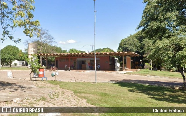 Terminais Rodoviários e Urbanos  na cidade de Nova América, Goiás, Brasil, por Cleiton Feitosa. Número da foto: #12584849.