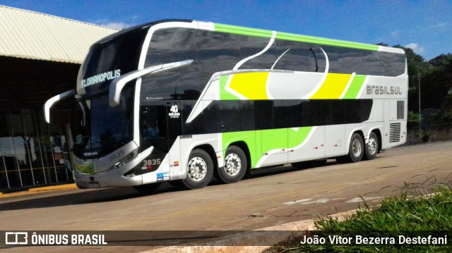Brasil Sul Linhas Rodoviárias 3835 na cidade de Maringá, Paraná, Brasil, por João Vitor Bezerra Destefani. Número da foto: #12585985.