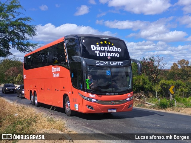 Dãozinho Turismo 3120 na cidade de Espinosa, Minas Gerais, Brasil, por Lucas afonso.mk Borges. Número da foto: #12585552.