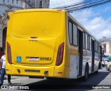 Plataforma Transportes 30982 na cidade de Salvador, Bahia, Brasil, por Augusto Ferraz. Número da foto: #12585643.
