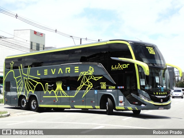 Levare Transportes 2092 na cidade de Barueri, São Paulo, Brasil, por Robson Prado. Número da foto: #12588234.