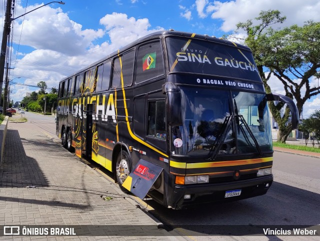 Grupo Sina Gáucha 3A44 na cidade de Curitiba, Paraná, Brasil, por Vinícius Weber. Número da foto: #12588859.