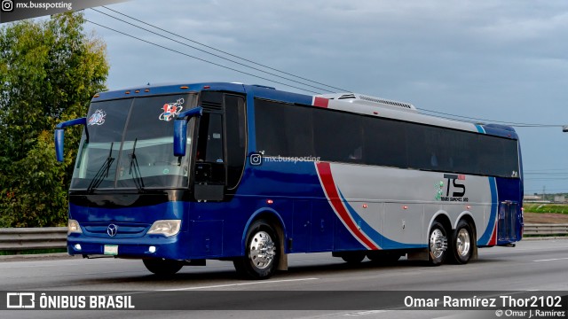 Autobuses sin identificación - Mexico 001 na cidade de Huehuetoca, Estado de México, México, por Omar Ramírez Thor2102. Número da foto: #12587949.