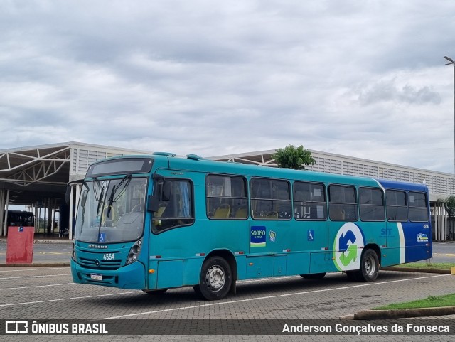 Viação Sorriso de Minas 4554 na cidade de Uberlândia, Minas Gerais, Brasil, por Anderson Gonçalves da Fonseca. Número da foto: #12592950.