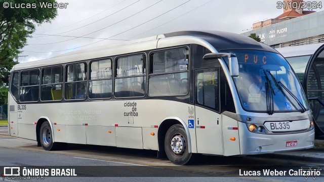 Transporte Coletivo Glória BL335 na cidade de Curitiba, Paraná, Brasil, por Lucas Weber Calizario. Número da foto: #12591243.