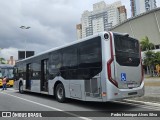 Mercedes-Benz  na cidade de Barueri, São Paulo, Brasil, por Pedro Henrique Alves Silva. Número da foto: #12591010.