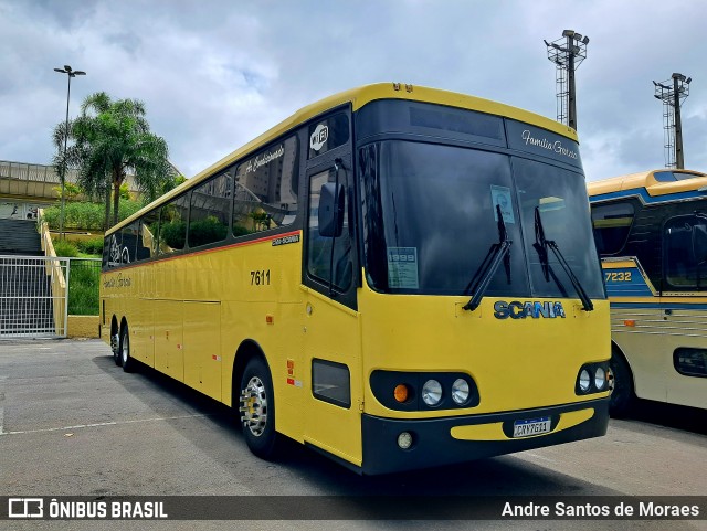 Ônibus Particulares 7611 na cidade de Barueri, São Paulo, Brasil, por Andre Santos de Moraes. Número da foto: #12594180.