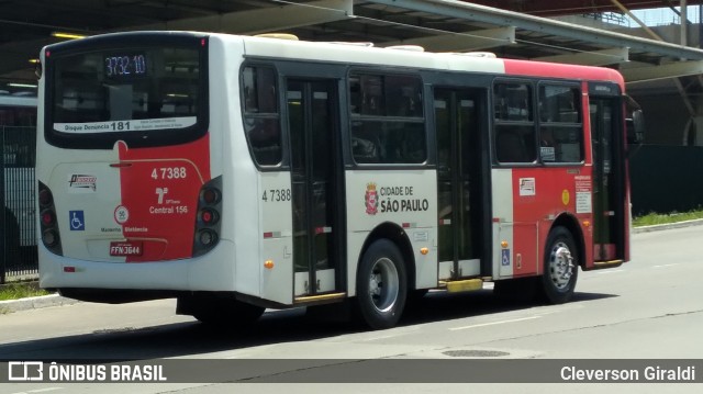 Pêssego Transportes 4 7388 na cidade de São Paulo, São Paulo, Brasil, por Cleverson Giraldi. Número da foto: #12593688.