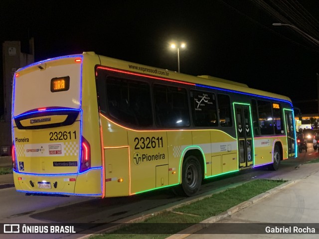 Viação Pioneira 232611 na cidade de Santa Maria, Distrito Federal, Brasil, por Gabriel Rocha. Número da foto: #12595019.