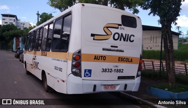 Auto Escola Sonic 2659 na cidade de Santa Bárbara, Minas Gerais, Brasil, por Antonio Silva. Número da foto: #12593473.