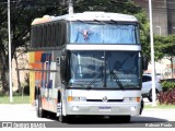 Ônibus Particulares 7013 na cidade de Barueri, São Paulo, Brasil, por Robson Prado. Número da foto: #12594336.