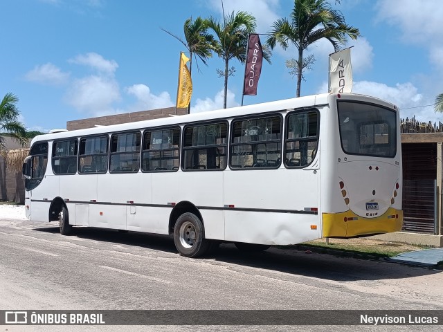Ônibus Particulares 6I63 na cidade de Salinópolis, Pará, Brasil, por Neyvison Lucas. Número da foto: #12597923.