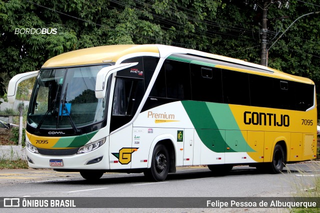 Empresa Gontijo de Transportes 7095 na cidade de Salvador, Bahia, Brasil, por Felipe Pessoa de Albuquerque. Número da foto: #12598060.