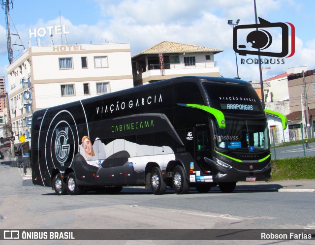 Viação Garcia 86049 na cidade de Balneário Arroio do Silva, Santa Catarina, Brasil, por Robson Farias. Número da foto: #12597739.
